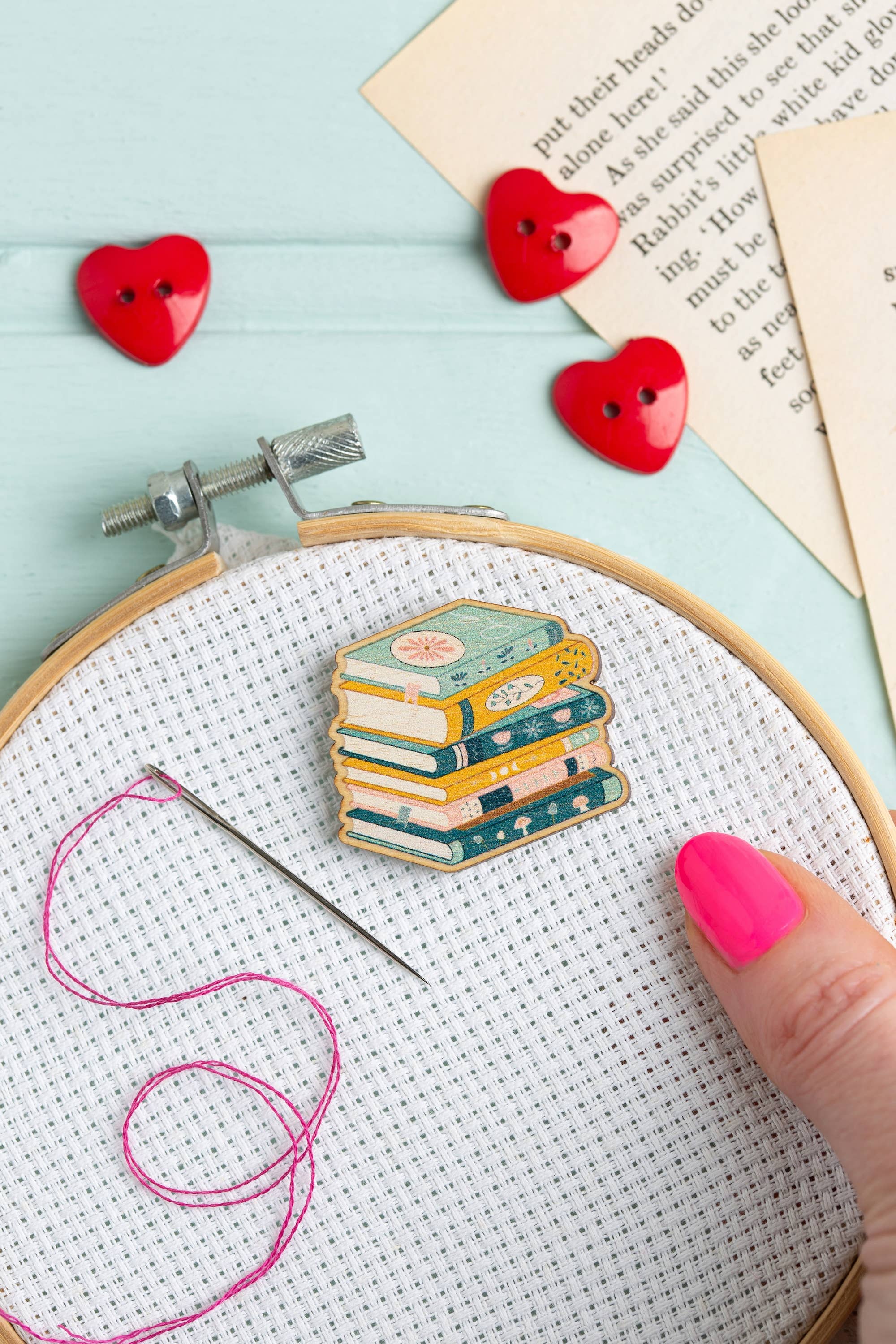 Hawthorn Handmade Book Lover Needle Minder | Gift for Crafters