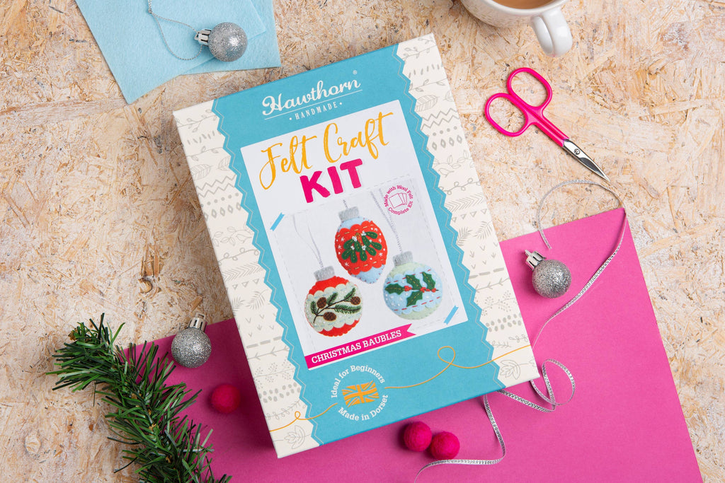 Hawthorn Handmade Christmas Baubles Felt Craft Kit | Christmas Craft Kit