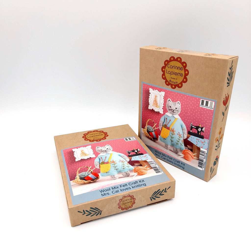Corinne Lapierre Mrs. Cat Loves Knitting Felt Craft Mini Kit