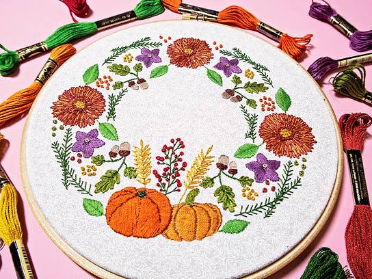 Pixels & Purls Autumn Wreath Embroidery Kit