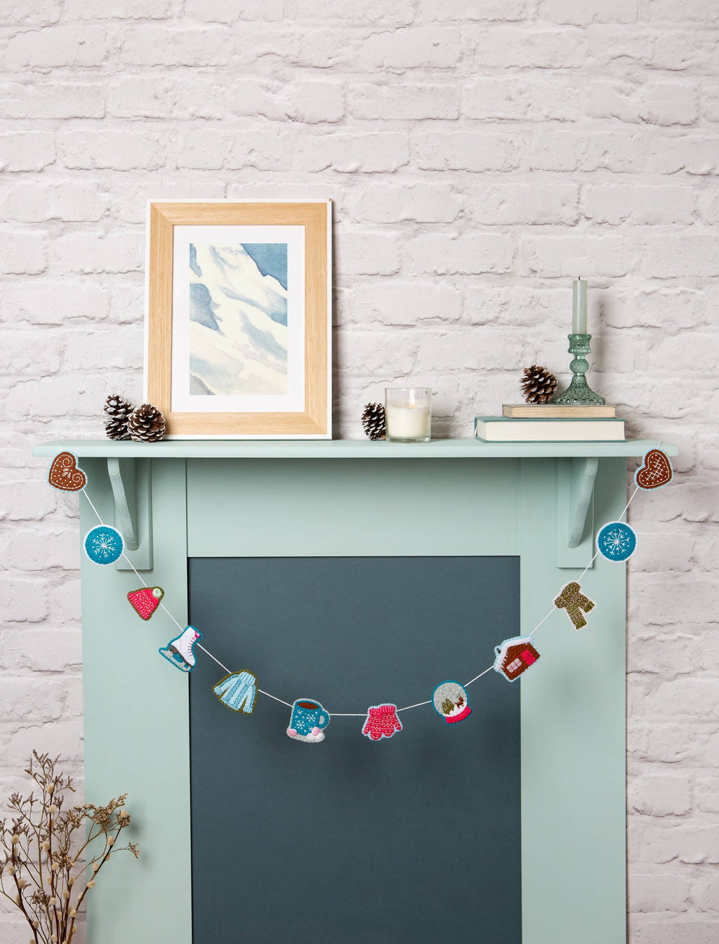 Hawthorn Handmade Winter Garland Felt Craft Kit | Christmas Craft Kit