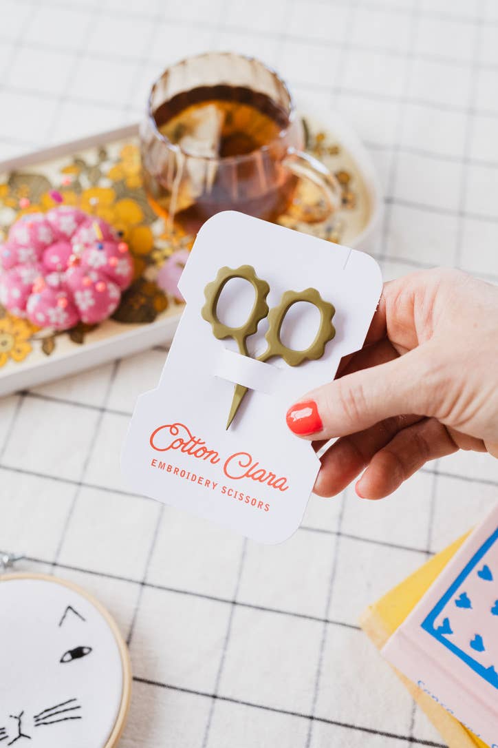 Cotton Clara Mini Sunflower Embroidery Scissors