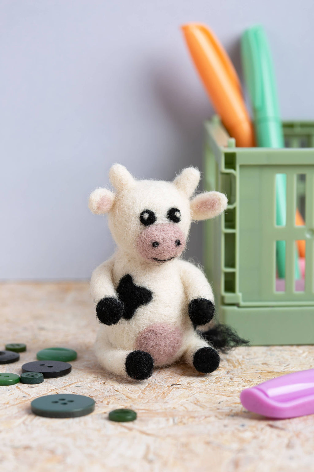 Hawthorn Handmade Cow Mini Needle Felting Kit | Complete Craft Kit