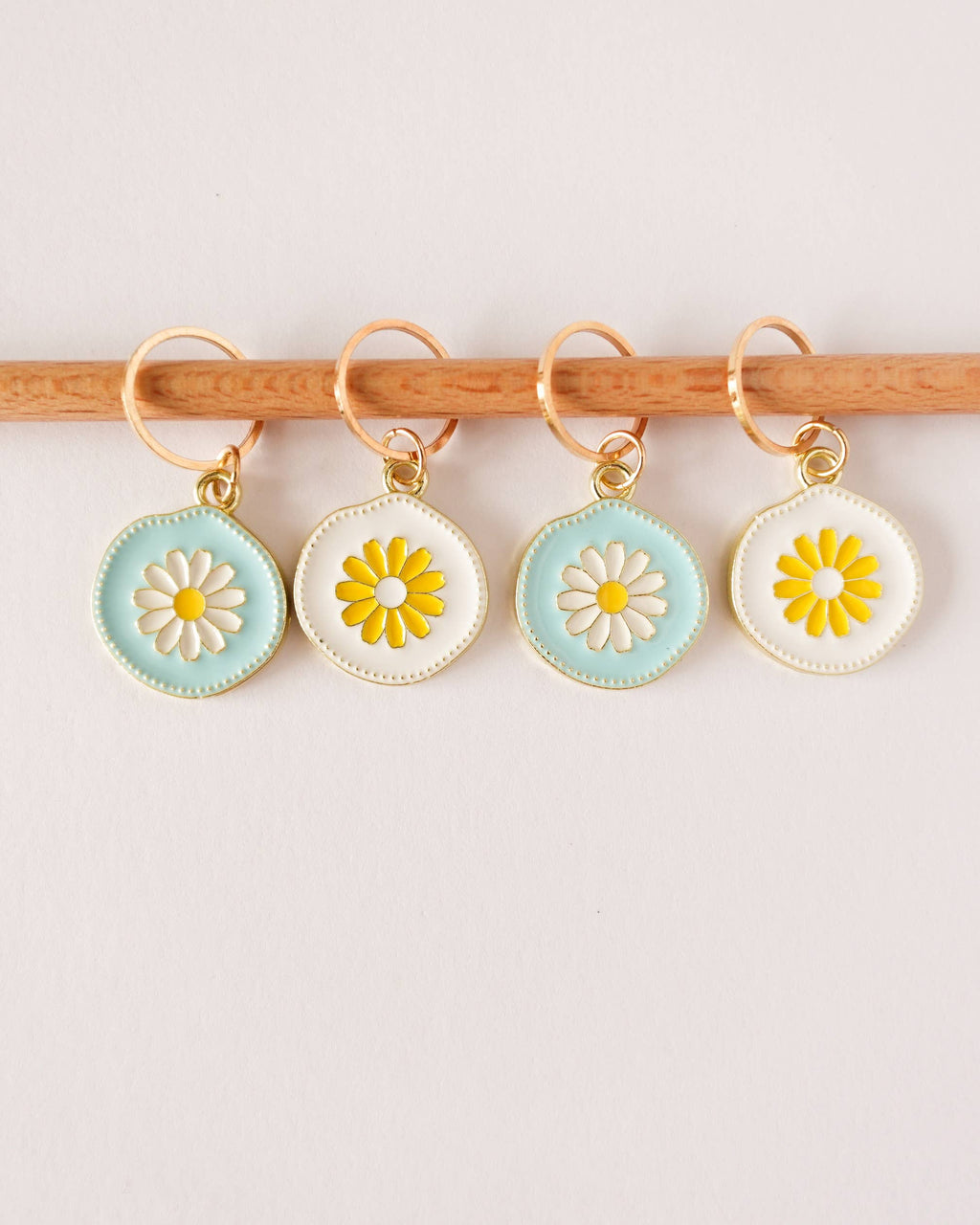 Hello Kim Stitch Markers - Daisies