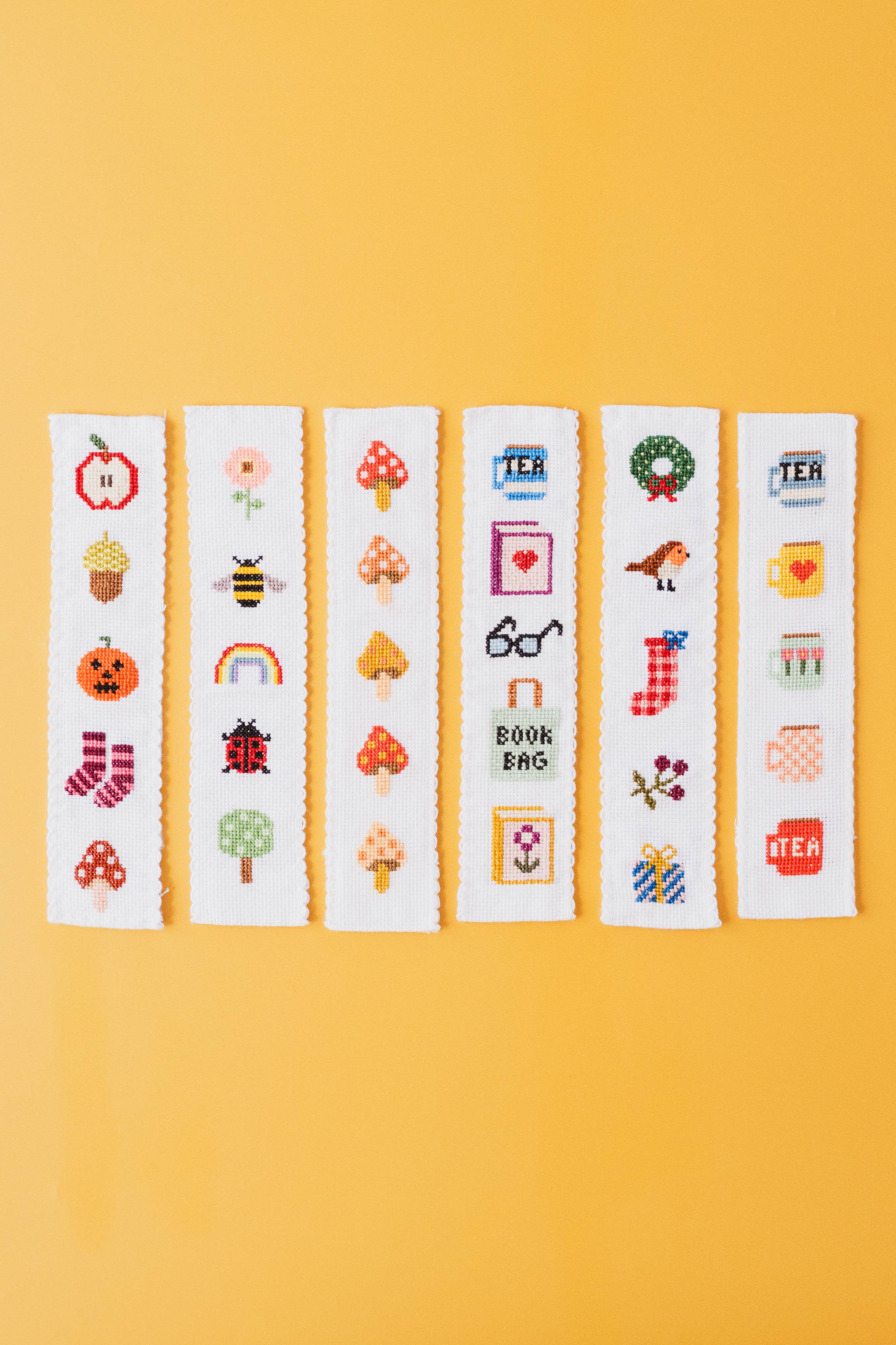 Cotton Clara Christmas Cross Stitch Bookmark Kit