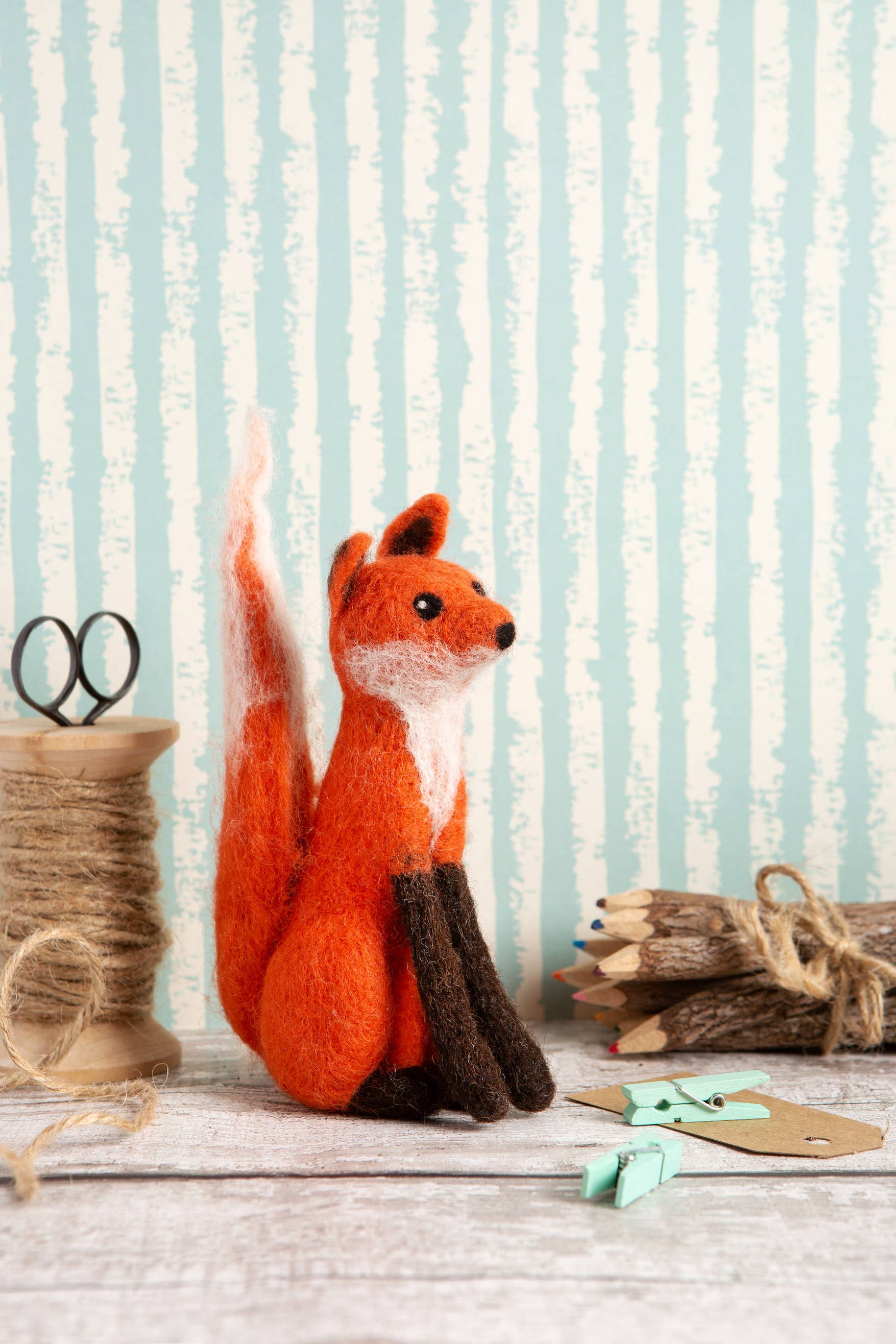 Hawthorn Handmade Fox Needle Felting Kit | Beginner Craft Kit
